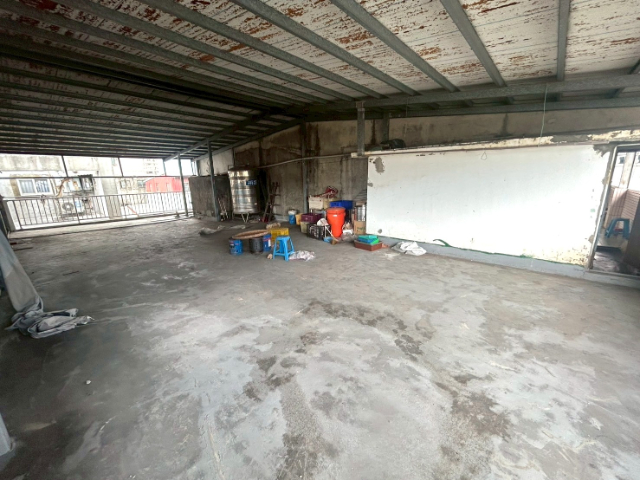 B113三重國小捷運站超大的前後陽台公寓