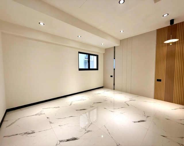 B105 秒殺獨棟捷運三和美學透天車