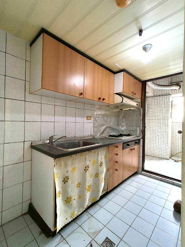 C38 新莊幸福佳瑪商圈高樓層電梯３房