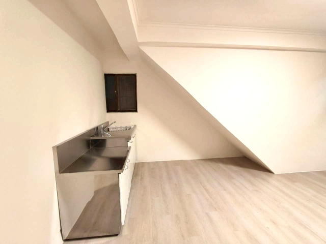 B140 稀有低總價一樓捷運商圈７分鐘