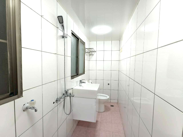 B140 稀有低總價一樓捷運商圈７分鐘