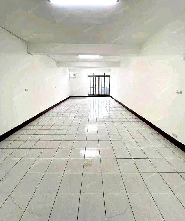 南投南崗一路店面透天