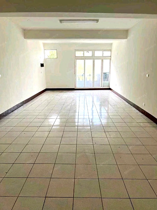 南投南崗一路店面透天