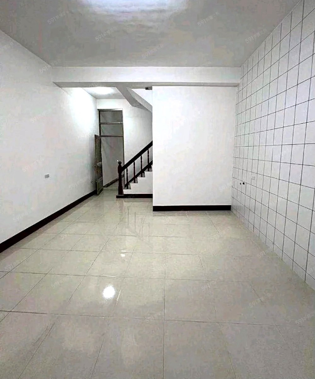 南投南崗一路店面透天