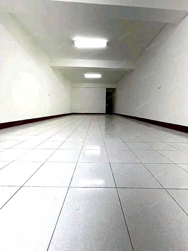 南投南崗一路店面透天