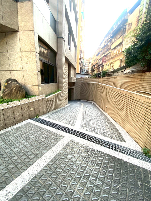 C149西園吉祥３房車