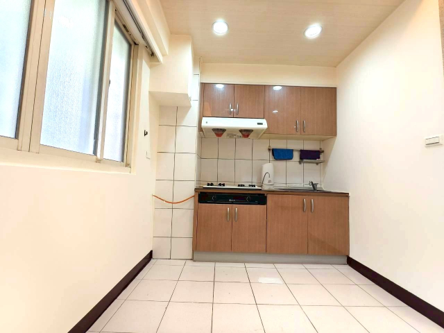 A66 捷運ＣＰ值最高 公設超低電梯２房