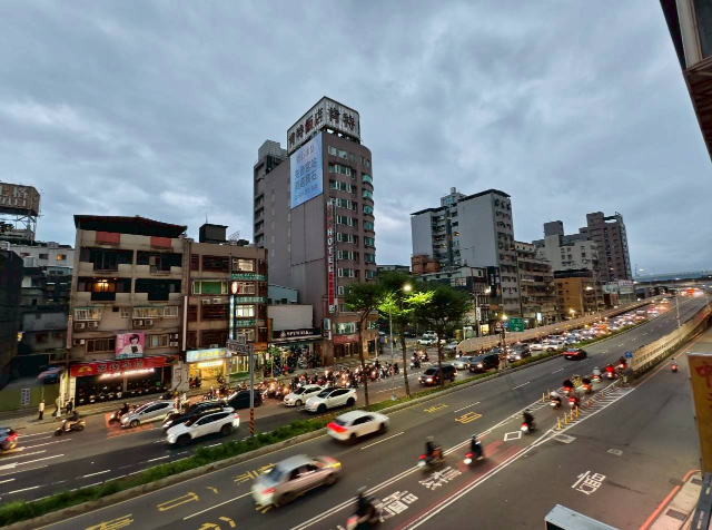 B86集美商圈雙捷羅馬宮廷大樓